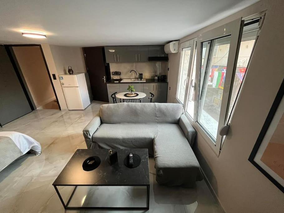 Cozy Studio In Alexandroupolis Экстерьер фото